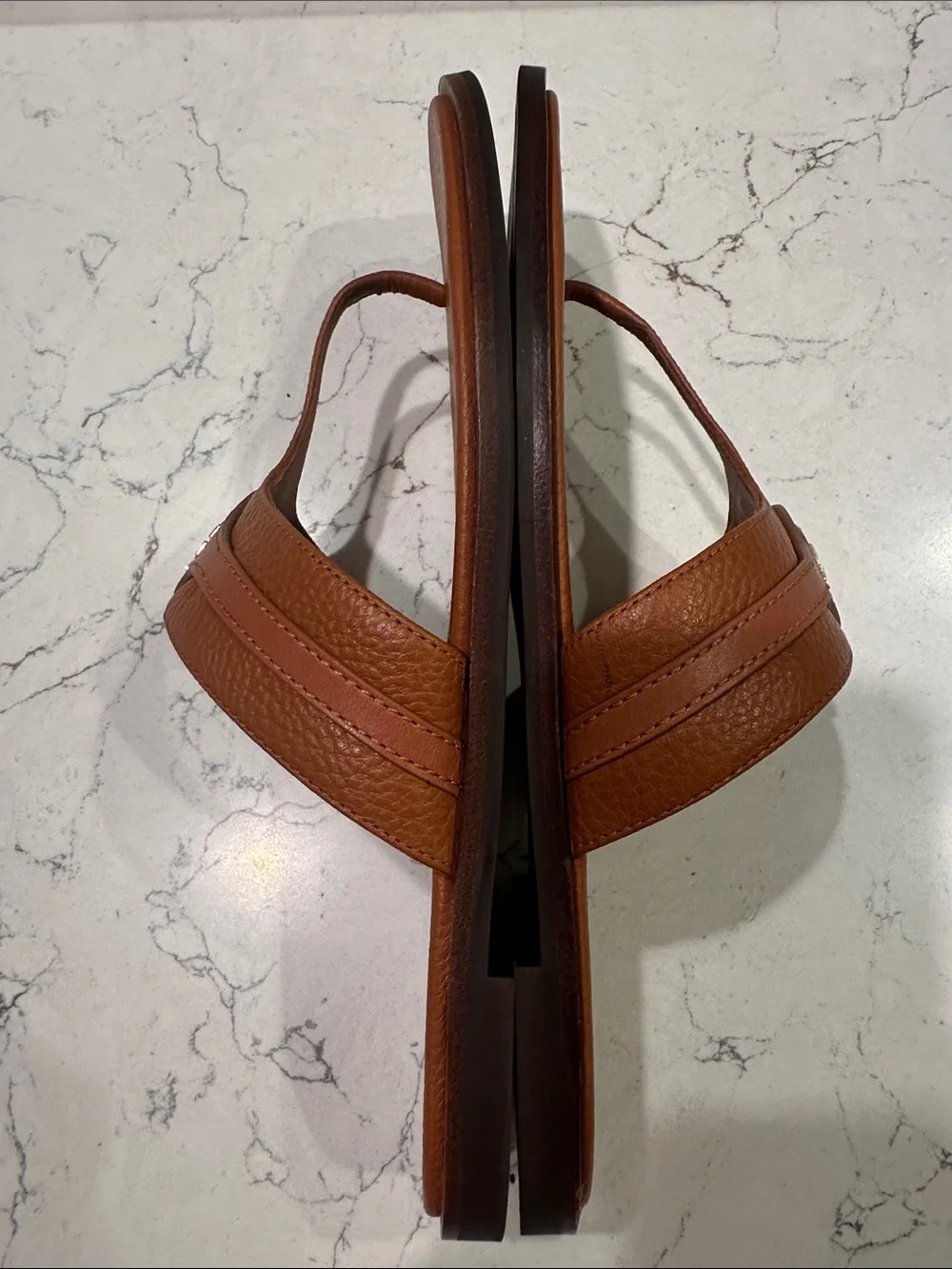 Tory Burch Carson Thong Welt Sandals Aged Camello Size 8